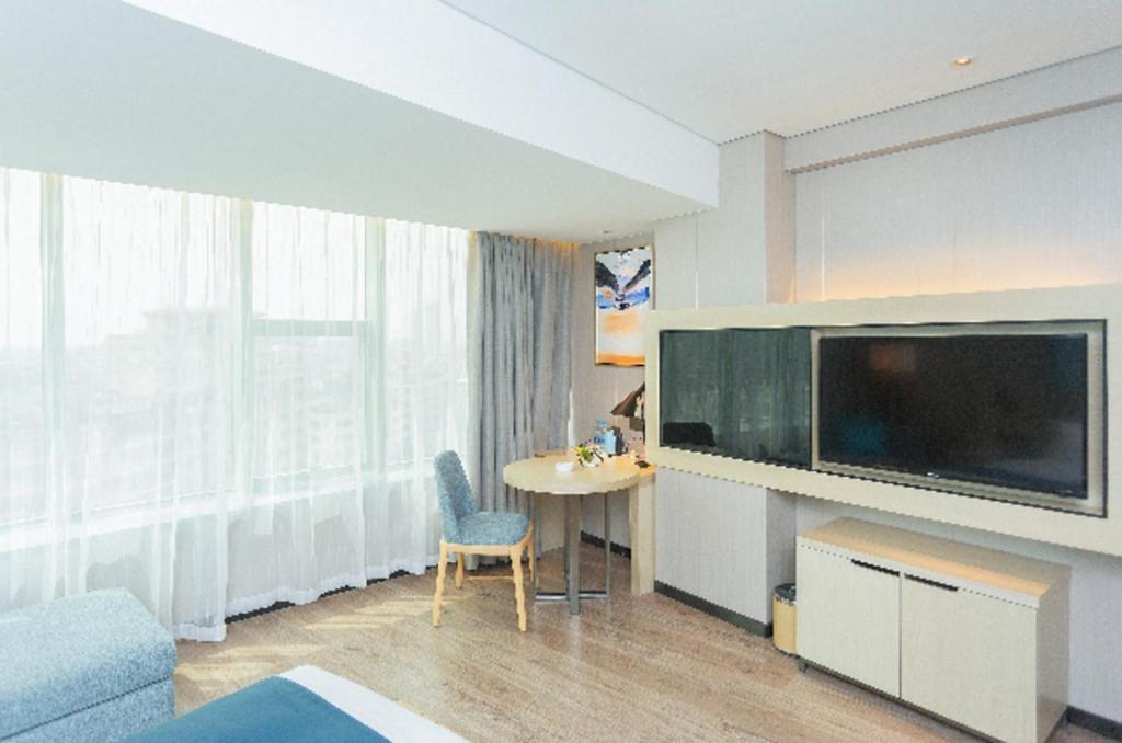 Echarm Hotel Yangjiang Baili Plaza Exteriör bild
