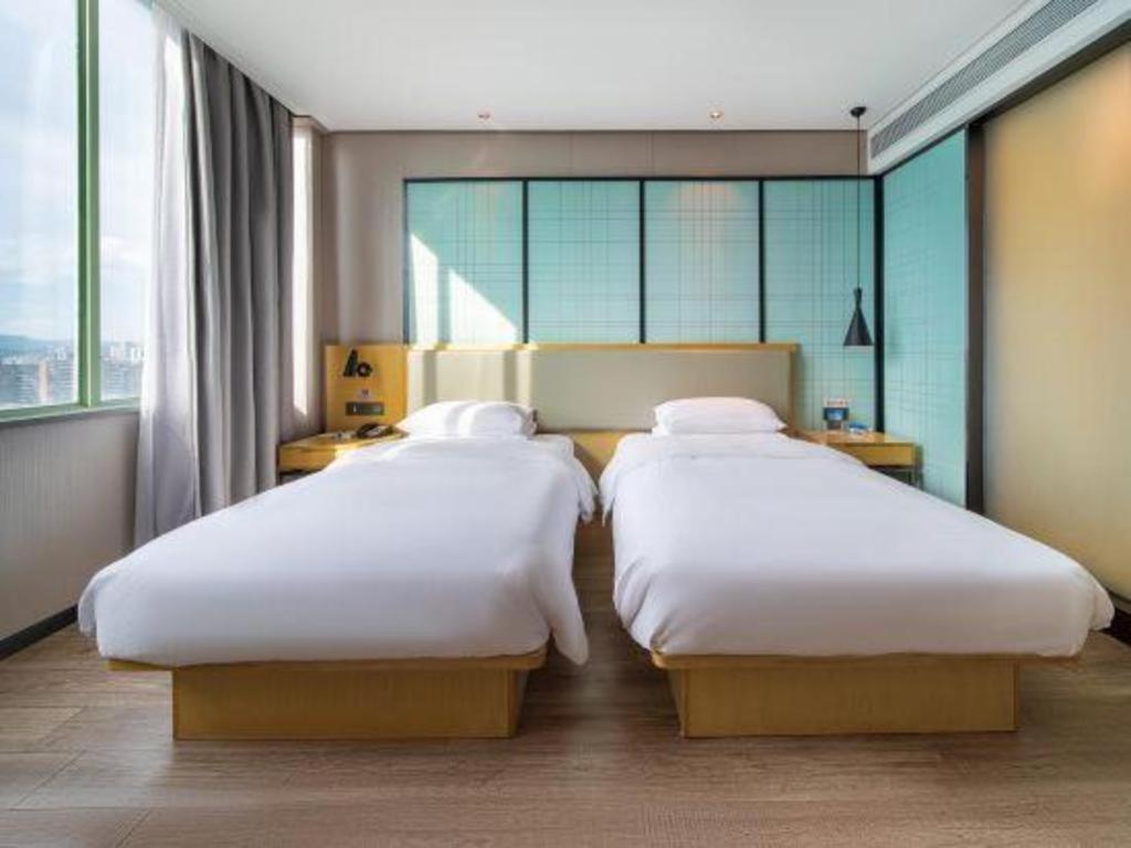 Echarm Hotel Yangjiang Baili Plaza Exteriör bild