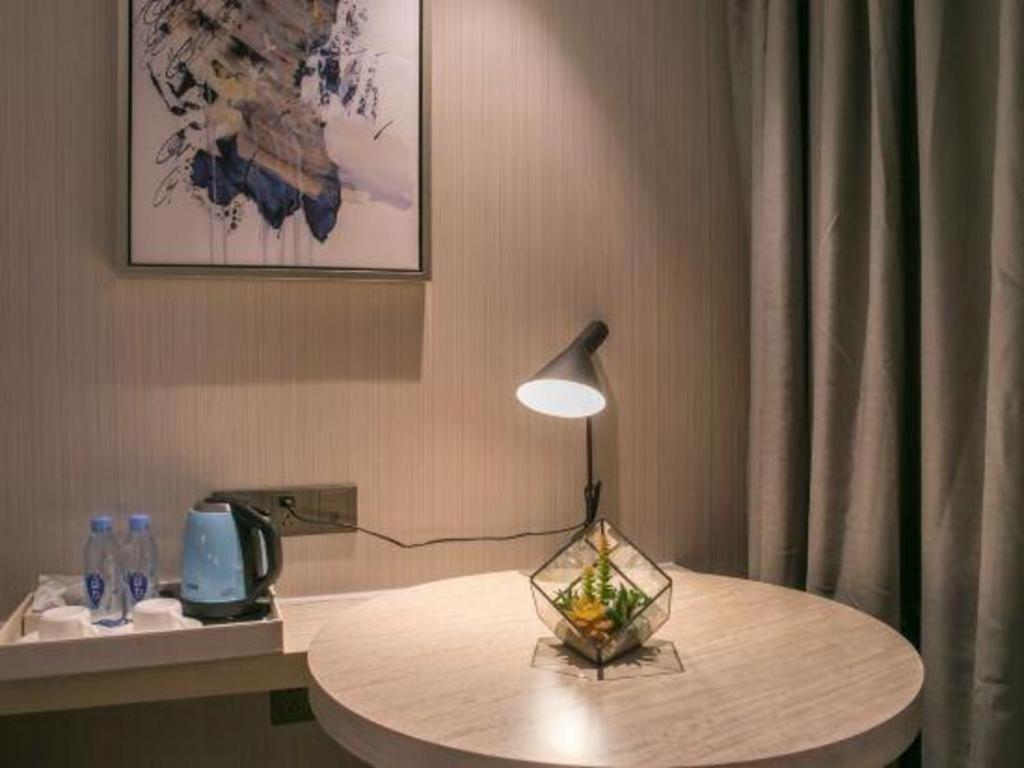 Echarm Hotel Yangjiang Baili Plaza Exteriör bild