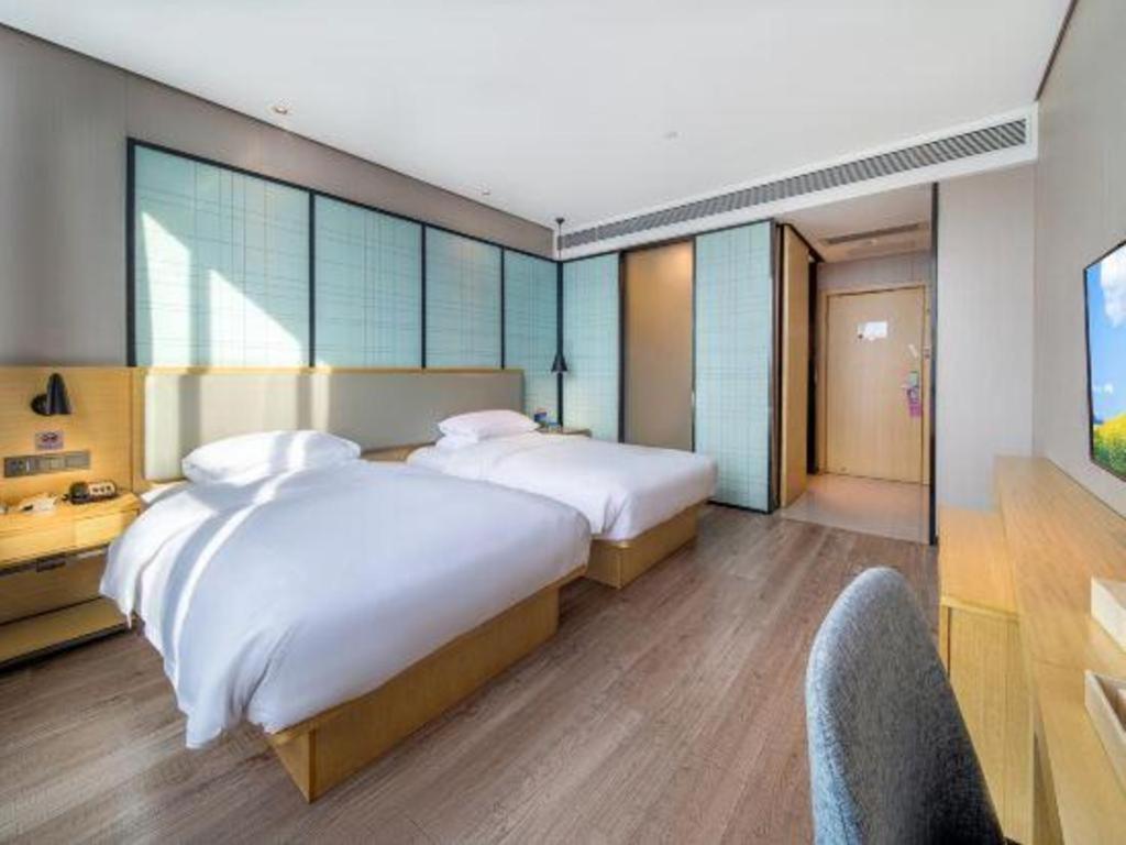 Echarm Hotel Yangjiang Baili Plaza Exteriör bild