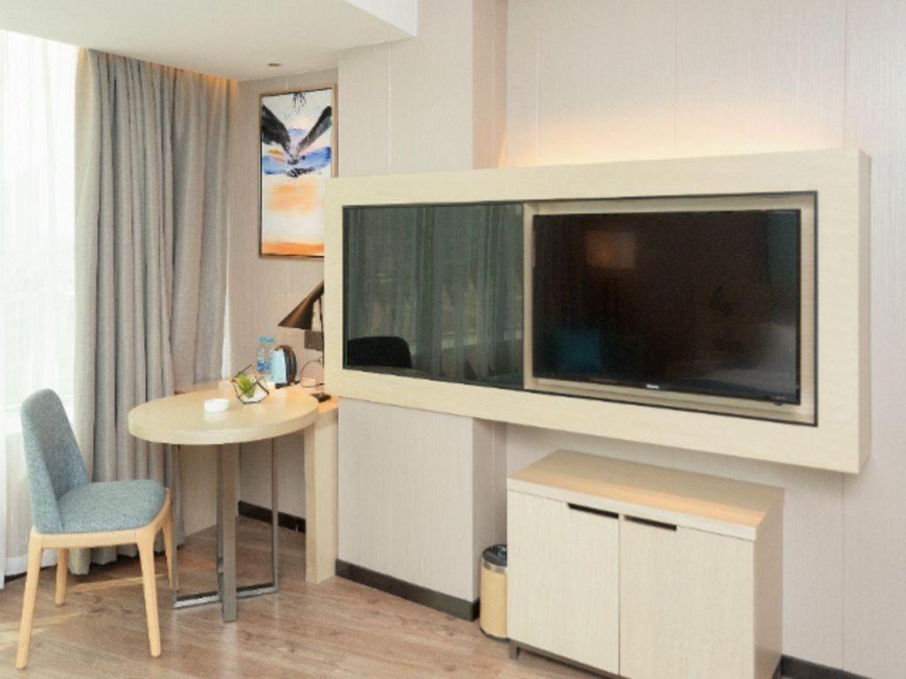 Echarm Hotel Yangjiang Baili Plaza Exteriör bild