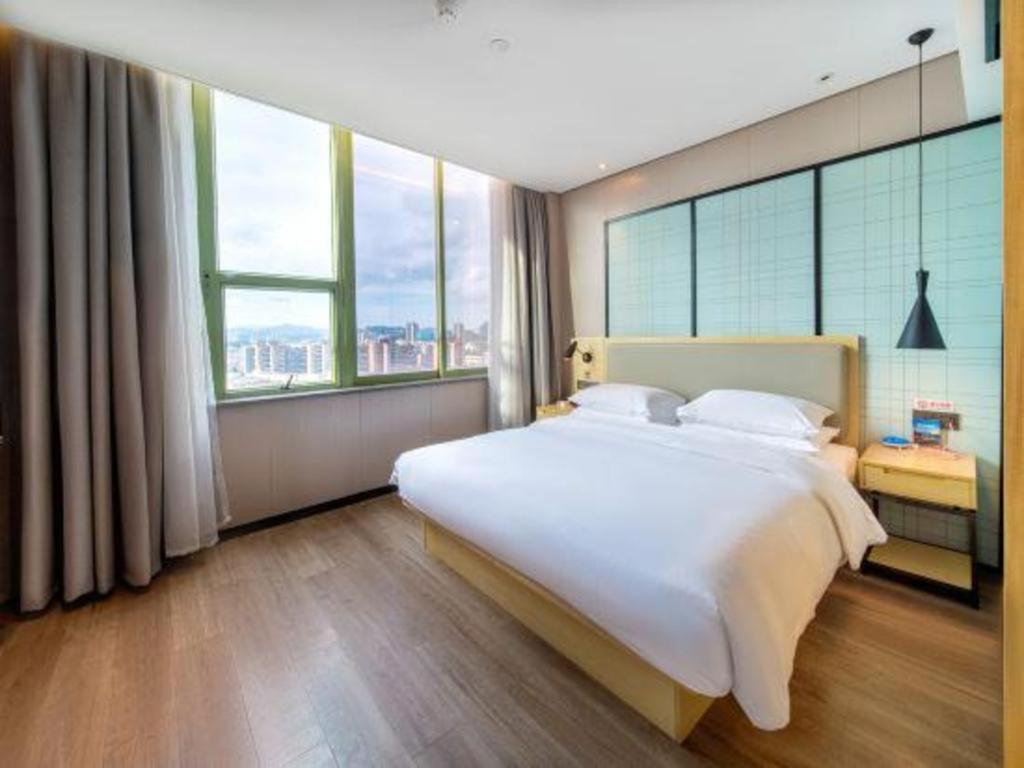 Echarm Hotel Yangjiang Baili Plaza Exteriör bild