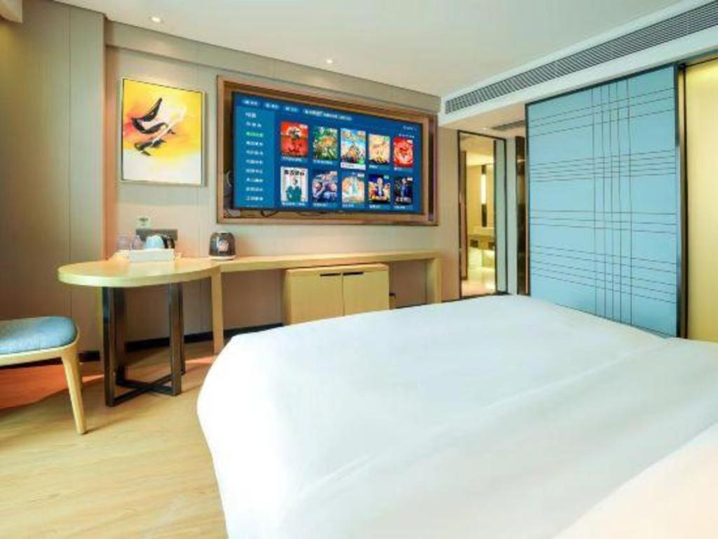 Echarm Hotel Yangjiang Baili Plaza Exteriör bild