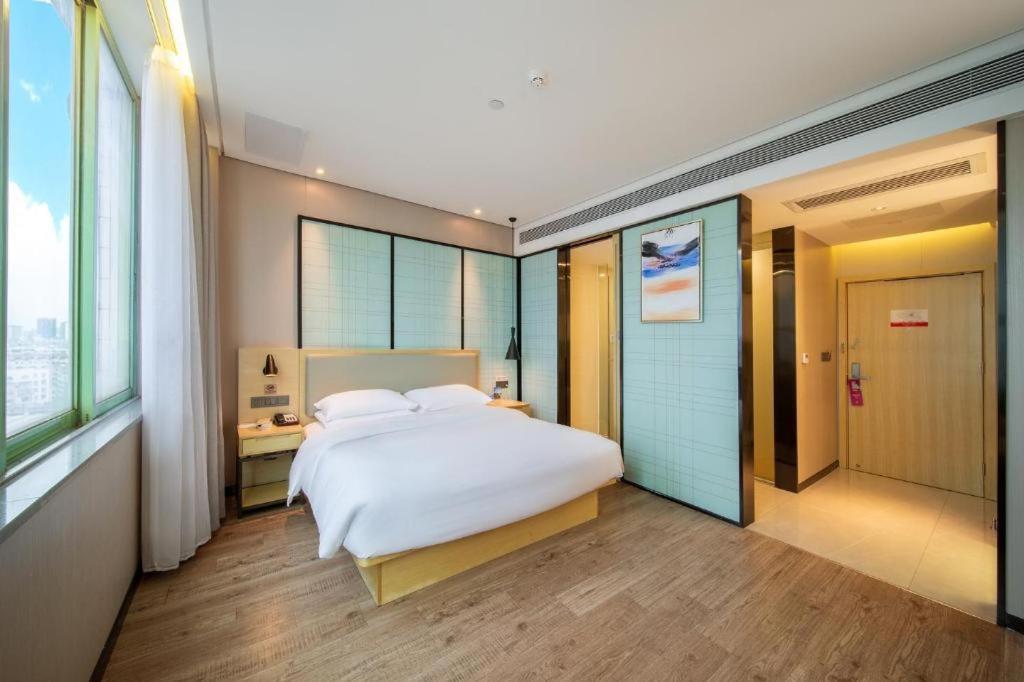 Echarm Hotel Yangjiang Baili Plaza Exteriör bild