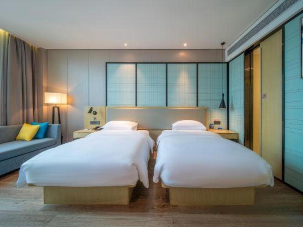 Echarm Hotel Yangjiang Baili Plaza Exteriör bild