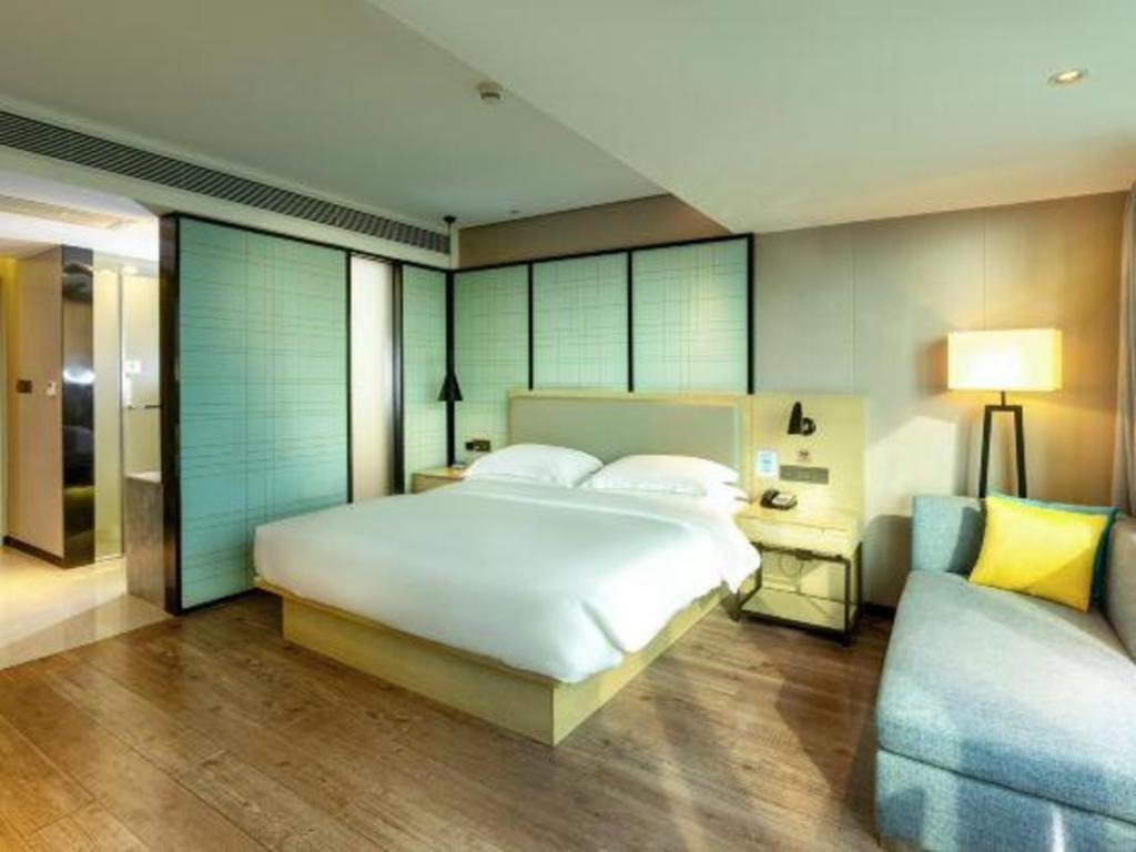 Echarm Hotel Yangjiang Baili Plaza Exteriör bild